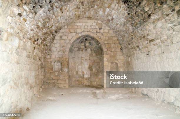 Photo libre de droit de Ruines De Montréal De Larabah Maintenant Appelé Shoubak Jordanie banque d'images et plus d'images libres de droit de Antique