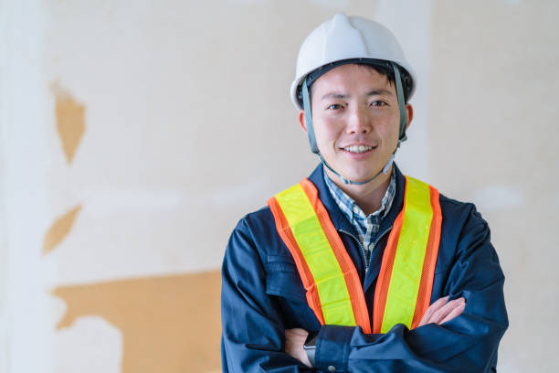 istock Portrait of construction worker 1094992386