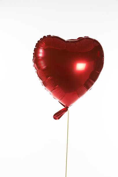 istock Valentine balloon against white background 1095000782