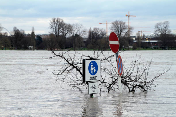 istock Flooded pedestrian zone in Cologne, Germany 1095006106