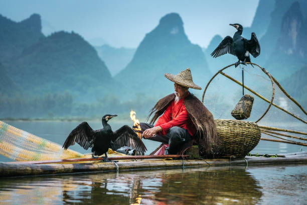 istock Traditional Chinese Fisherman, Li River 1095027866