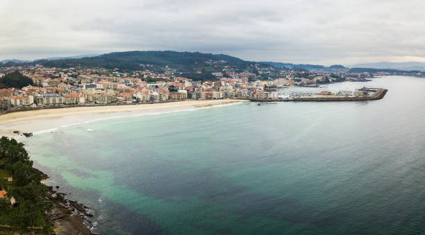 istock Sanxenxo and Silgar beach in Pontevedra, Spain 1095046518