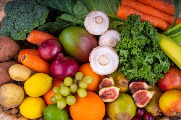 Frutas frescas e vegetais - foto de acervo