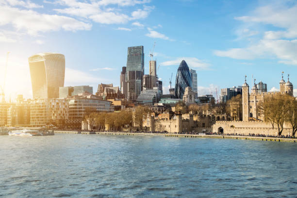 istock Financial District of London 1095059438