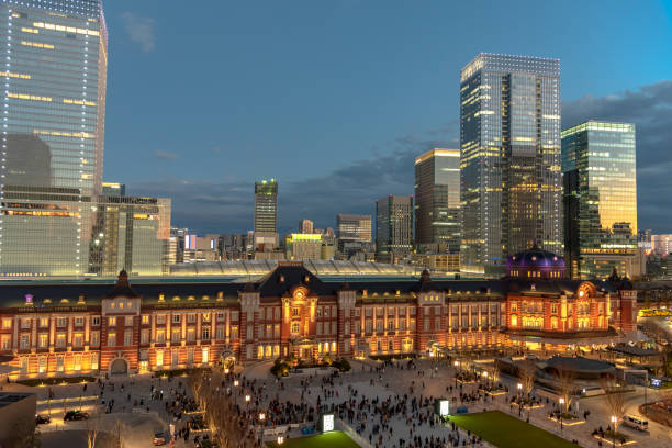 istock Tokyo station building 1095062180