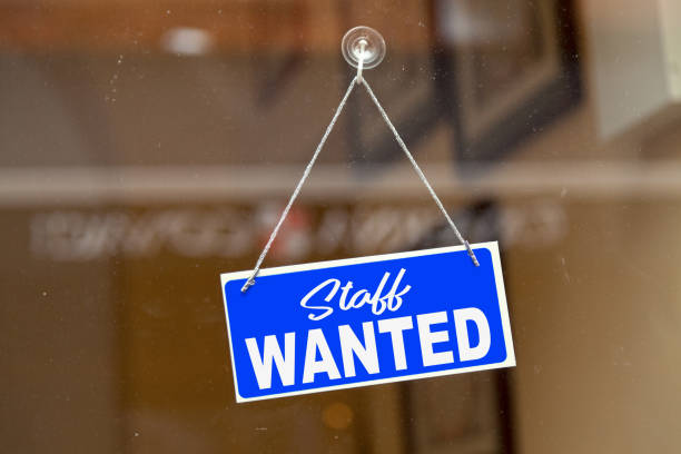 istock Staff wanted sign 1095075212
