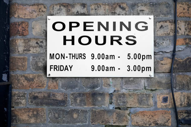 istock Opening hours shop sign Monday to Friday daytime 1095077404