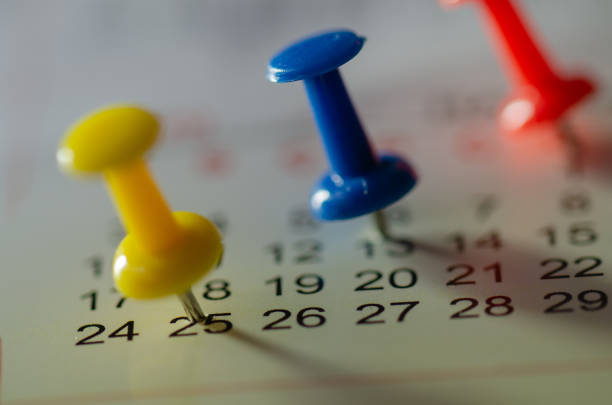 istock Colorful pins and calendar 1095097830