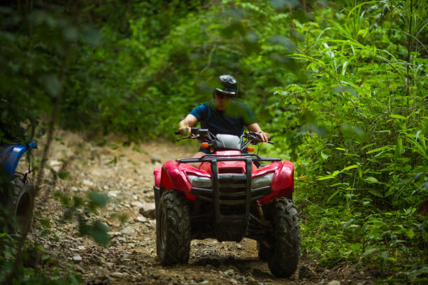 istock Driving 4x4 in Costa Rica 1095112118
