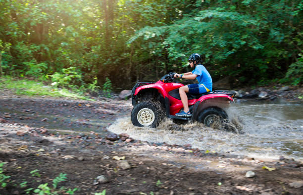 istock Driving 4x4 in Costa Rica 1095112156