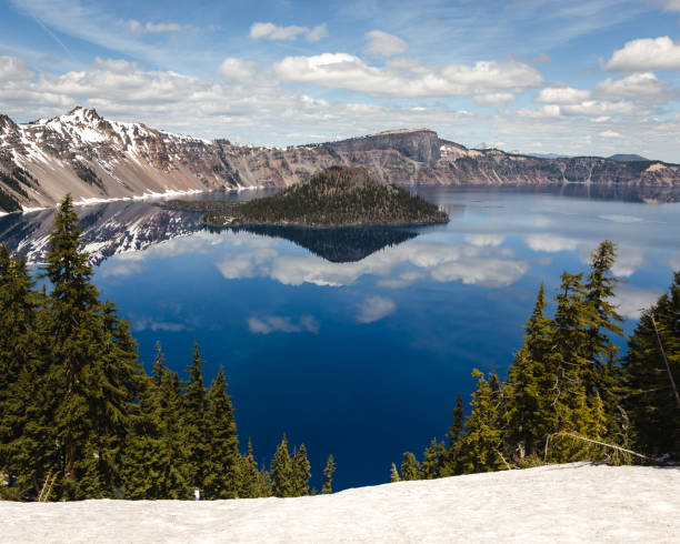 istock Reflections at Crater Lake National Park, Oregon 1095187304