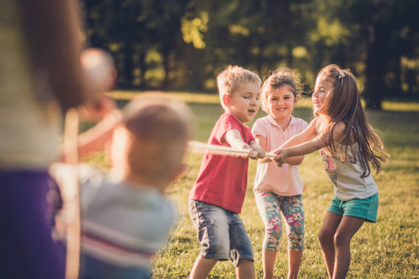 istock Tug-of-war 1095236948
