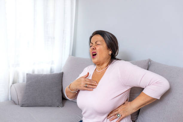 istock Cardiac pain 1095258078