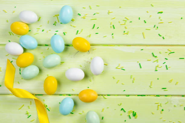 istock Easter background - cookies shaped like eggs, flowers, bunnies 1095277046