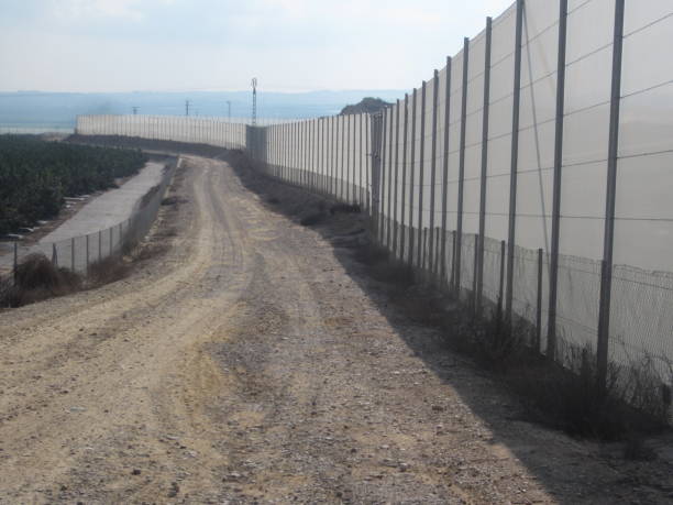 istock agricultural boundary fencing 1095401418