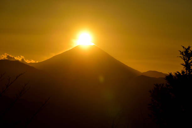 istock Sunset over Mt. Fuji: View from Mt. Takao, Hachioji, Tokyo 1095429062