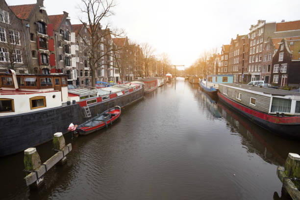 istock beautiful holland streets 1095436366