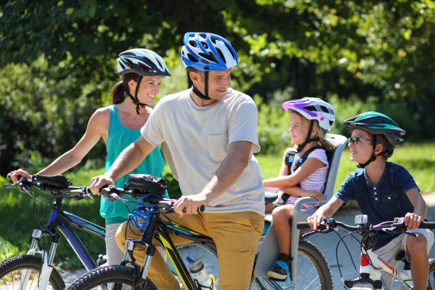 istock Family on trip with bikes 1095465598