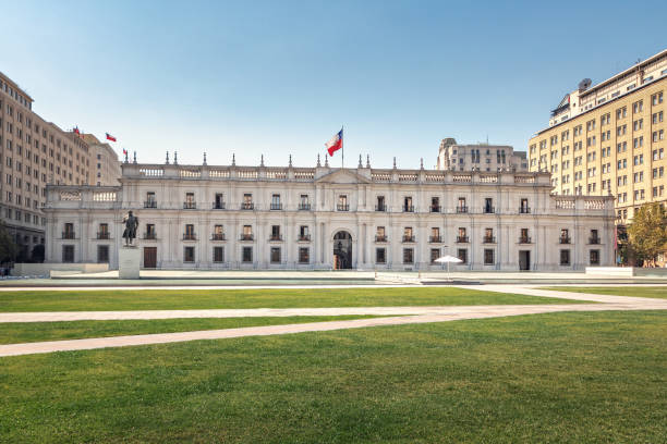 istock La Moneda Presidential Palace - Santiago, Chile 1095497902