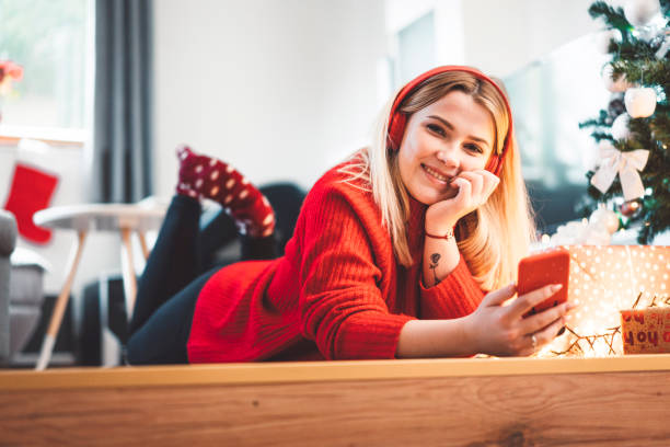 istock Smile, it's Christmas time! 1095502050