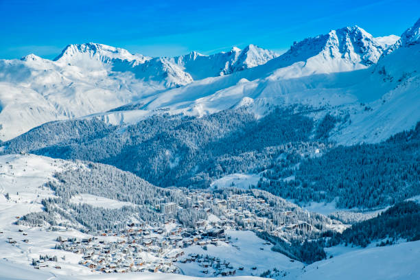 Arosa village from above Beautiful snow capped mountains surrounding Arosa village. arosa photos stock pictures, royalty-free photos & images