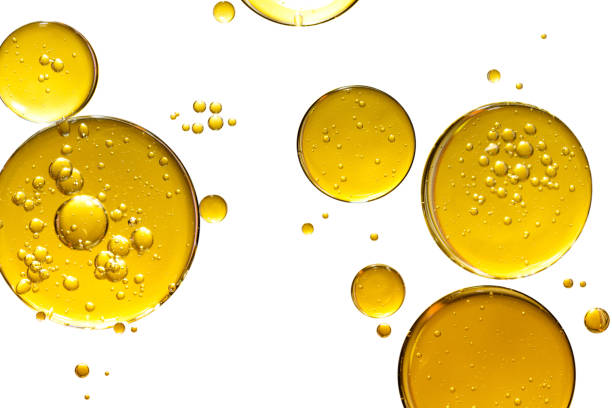 istock golden yellow bubble oil, abstract background 1095506632