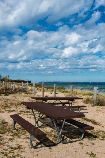 margem de lago michigan na península de leelanau - leelanau peninsula - fotografias e filmes do acervo