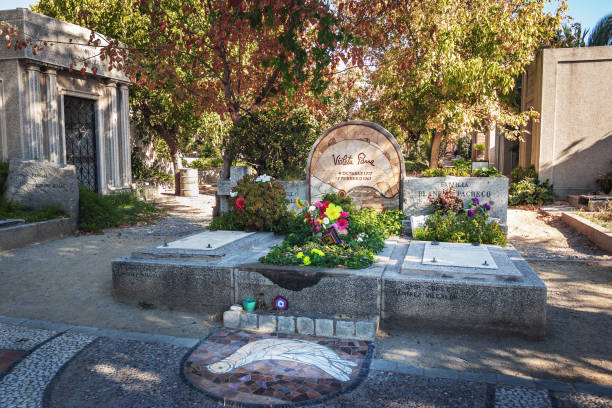A gravestone for those lost in the sinking of the Titanic.