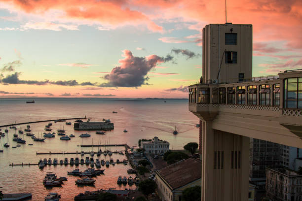 istock Sunset in Lacerda Elevator - Salvador Bahia 1095690188