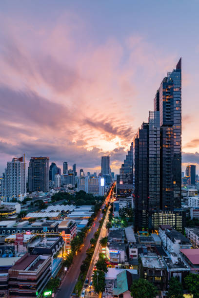 istock Cityscape of Bangkok during twilight 1095770074