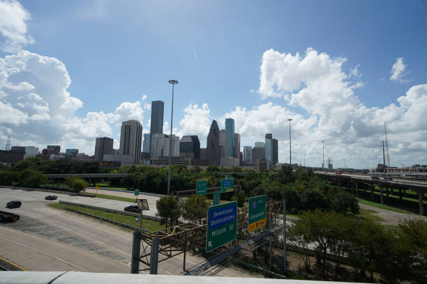 istock Corporate Buildings - City Scapes 1095777524