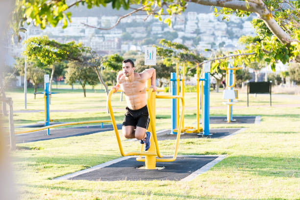 istock Focussed young man morning workout inner city park 1095899706