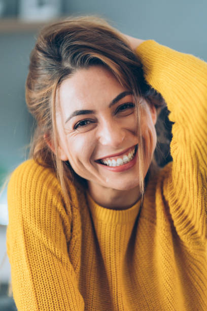 istock Beautiful woman 1095916828