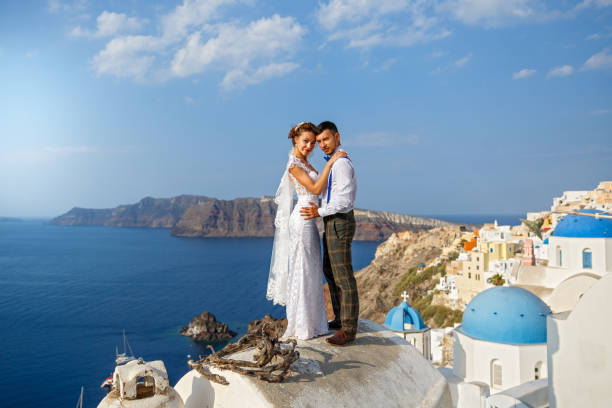 istock Beautiful wedding couple e on Santorini 1095985728