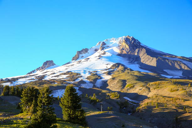 istock Mount Hood under Blue Sky, Oregon-USA 1096042880