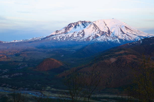 istock Mount Saint Helens at Sunset, WA-USA 1096044446