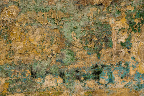 istock Yellow with green  wall in Valletta, Malta 1096168862