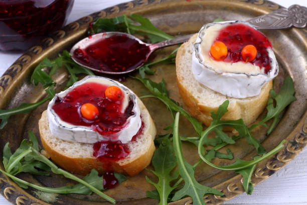 istock Cheese Saint-Mor-de-Touren 1096350414