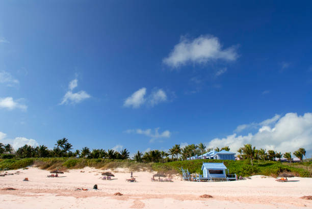 Bahamas Pink Sand Beach. Dunmore Town, Harbour Island, Eleuthera. Bahamas dunmore town stock pictures, royalty-free photos & images