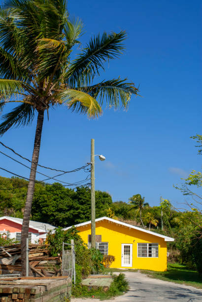 Bahamas Typical houses in Dunmore Town, Harbour Island, Eleuthera. Bahamas dunmore town stock pictures, royalty-free photos & images