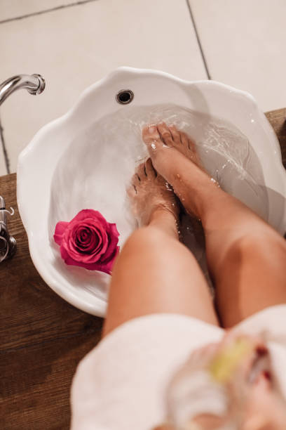 istock Woman getting a foot scrub spa treatment 1096484228