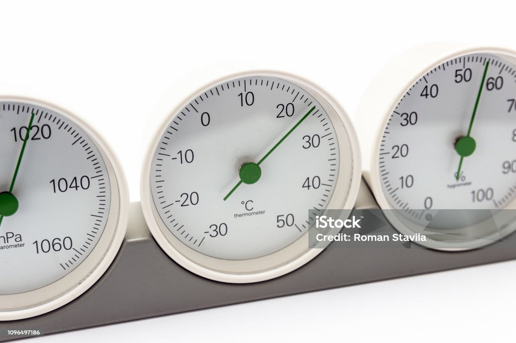 https://media.istockphoto.com/id/1096497186/photo/modern-round-barometer-thermometer-hygrometer-analog-device-for-measuring-humidity.jpg?s=1024x1024&w=is&k=20&c=bVewbtsotjKKiM9HDTcgNOj7EZOWAMDYx2qUwckEn8Q=