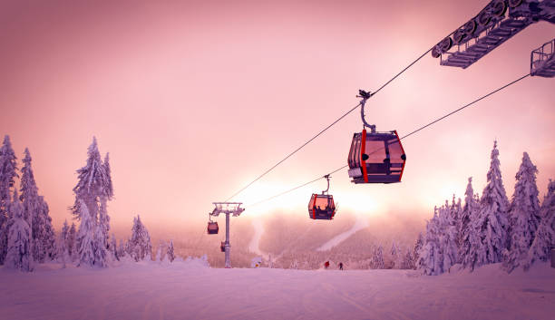 istock Cable car and ski slope at Hochficht 1096593320