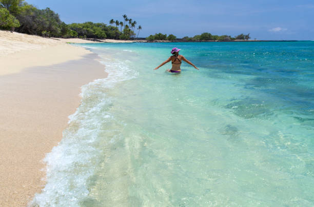 istock Joy of warm tropical water 1096644994