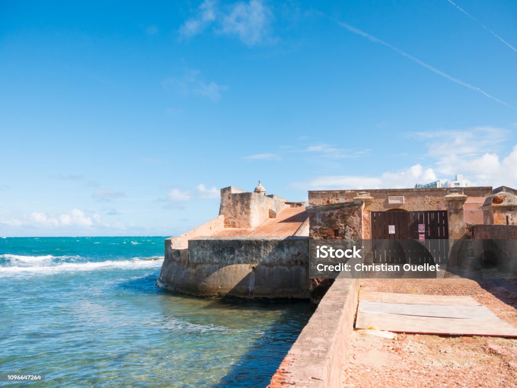 Fortin de San Geronimo de Boqueron (Fort San Geronimo), an abandonned fort in San Juan, Puerto Rico Condado Beach Stock Photo