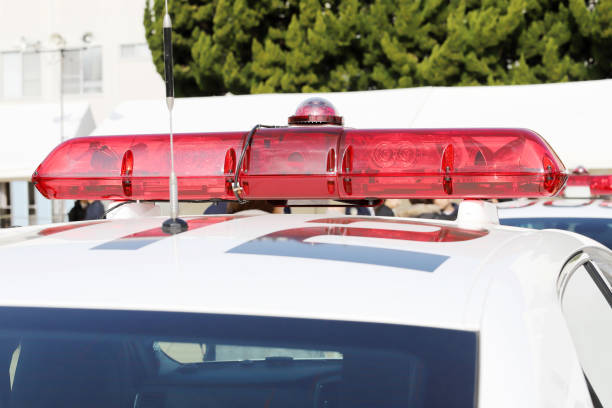istock Japanesep police red light 1096729740