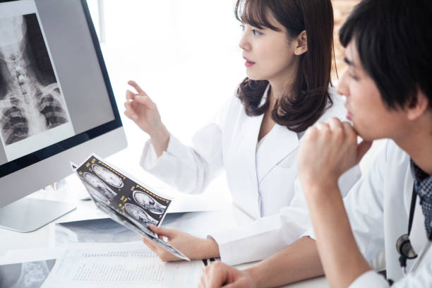 istock A female doctor explained with a smile. 1096754202