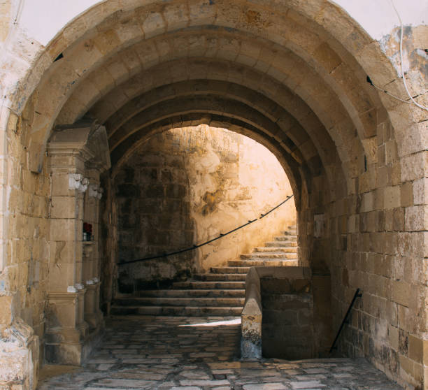 istock Arc in the center of Senglea, L-Isla 1096812906
