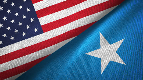 somalia i stany zjednoczone dwie flagi razem tkaniny tekstylnej, tekstury tkaniny - somali republic zdjęcia i obrazy z banku zdjęć