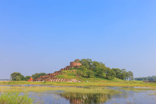 istock Kesaria Stupa, Champaran district of Bihar, India 1096936086